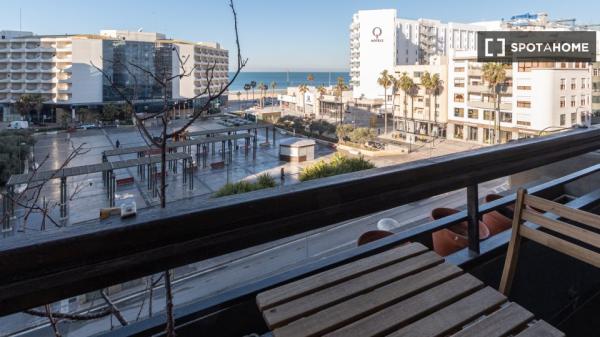 Apartamento estudio en alquiler en Playa De La Victoria, Cádiz