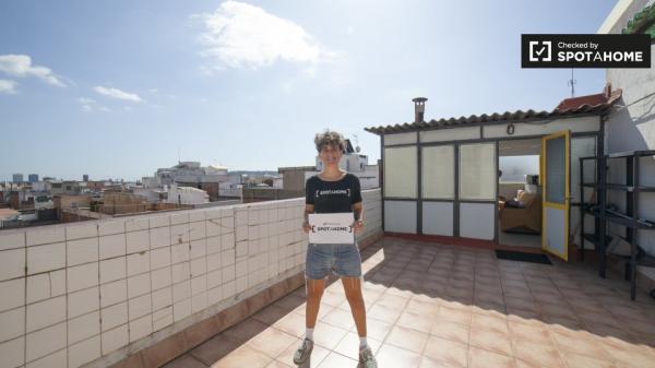 Luminoso apartamento de 4 dormitorios en alquiler en L'Hospitalet