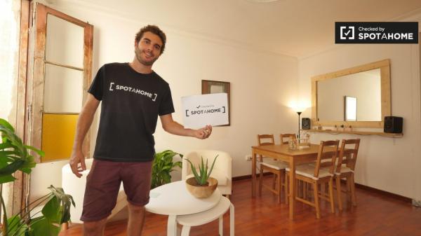 Se alquila habitación, apartamento de 4 dormitorios, L'Esquerra de l'Eixample