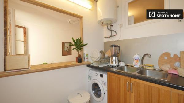 Se alquila habitación, apartamento de 4 dormitorios, L'Esquerra de l'Eixample