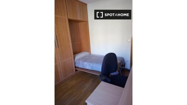 Quarto em apartamento compartilhado em Zaragoza