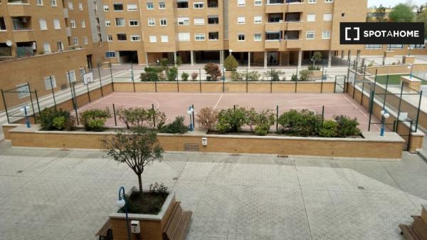 Habitación en piso compartido en Zaragoza