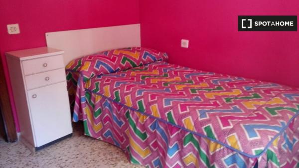 Room in shared apartment in Salamanca