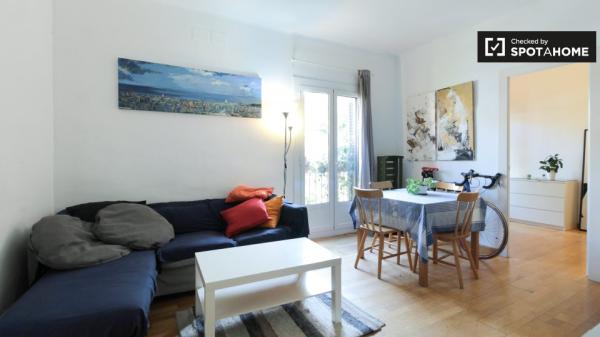 Przytulny pokój w apartamencie z 3 sypialniami w El Raval, Barcelona