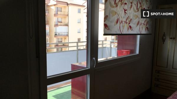 Quarto em apartamento compartilhado em Pamplona