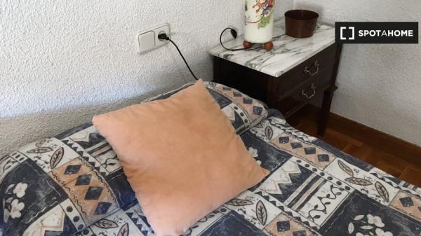 Quarto em apartamento compartilhado em Pamplona