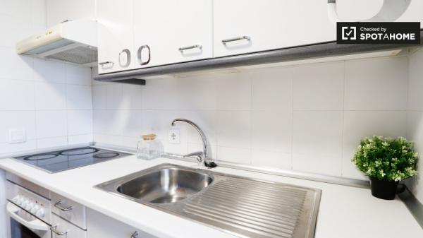 Quarto em apartamento de 5 quartos em Alcalá de Henares, Madrid