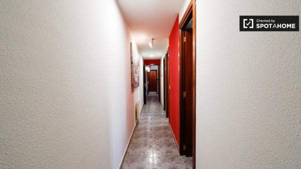 Quarto em apartamento de 5 quartos em Alcalá de Henares, Madrid