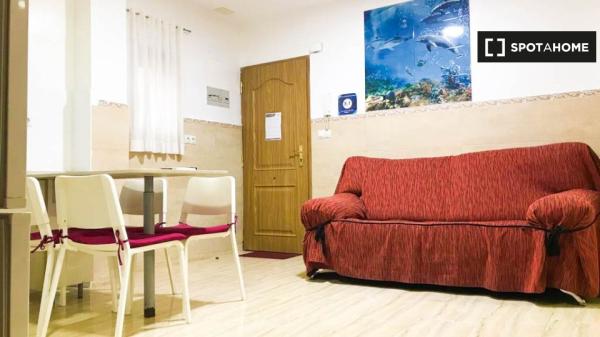 Piso de 3 habitaciones en alquiler en Valencia