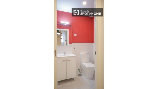 Apartamento de 1 dormitorio en alquiler en Puerta del Angel, Madrid