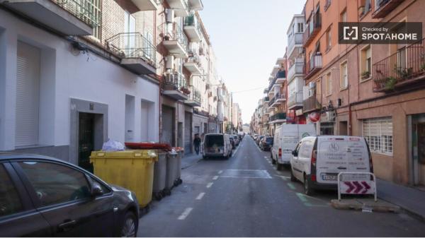 Apartamento de 1 dormitorio en alquiler en Puerta del Angel, Madrid