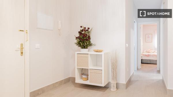 Apartamento completo de 2 dormitorios en Sevilla