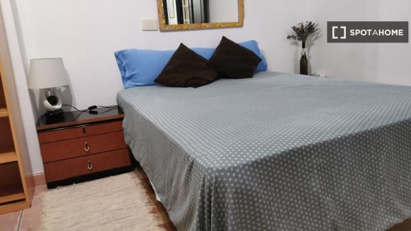 Quarto em apartamento partilhado em Vigo