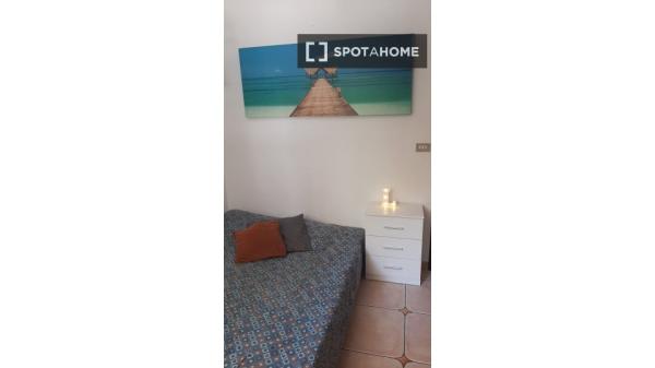 Room in shared apartment in Vigo