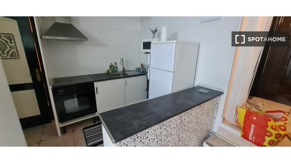 Quarto em apartamento partilhado em Vigo