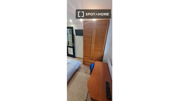 Quarto em apartamento partilhado em Vigo