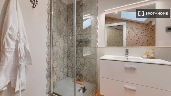 Apartamento completo de 2 dormitorios en Bilbao