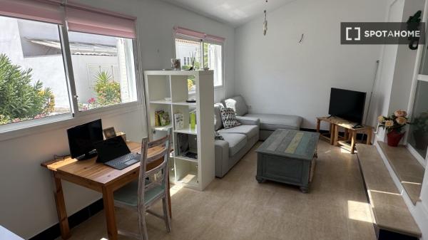 Piso en alquiler de 3 habitaciones en Cádiz