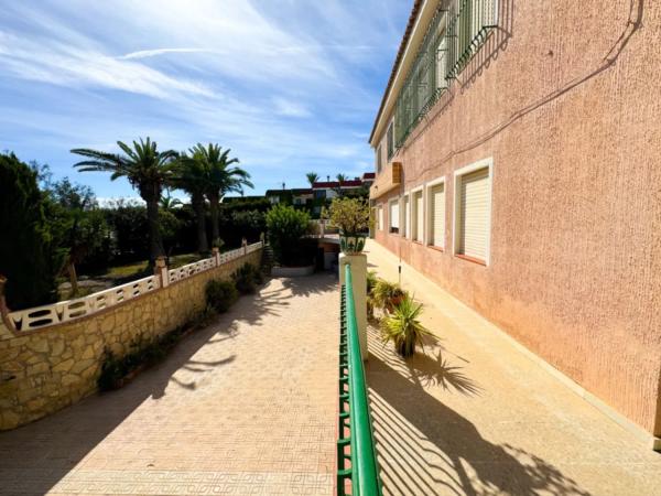 Chalet en barrio Cabo de las Huertas