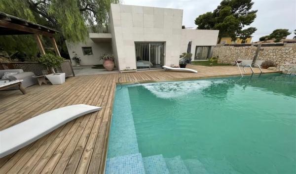 Chalet en Barrio Cabo de las Huertas