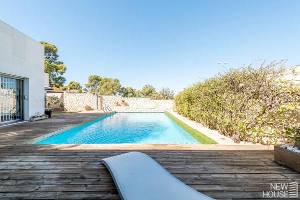 Casa independiente en avenida de la Costa Blanca