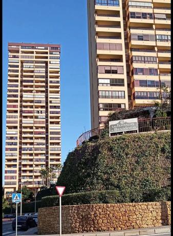 Piso en calle Presidente Adolfo Suárez