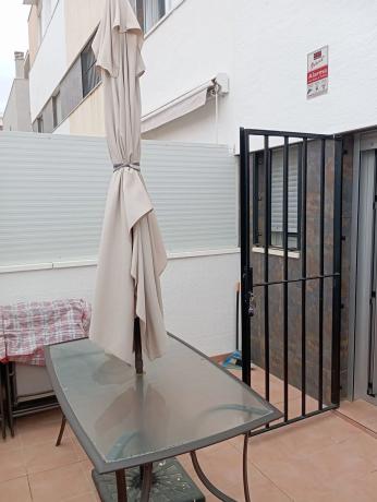 Chalet adosado en calle Corts Valencianes, 128