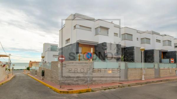 Chalet en Guardamar Playa