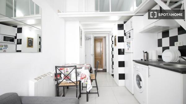 Apartamento en alquiler en Puerta del Ángel, Madrid