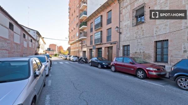 Shared apartment in Alcala_de_henares