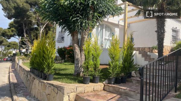 Apartamento entero de 2 dormitorios en Jávea