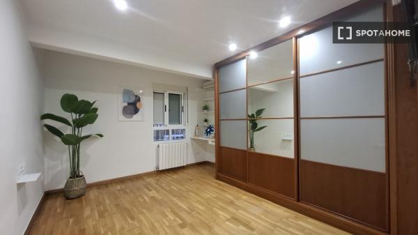 Apartamento estudio en alquiler en El Pla Del Real, Valencia