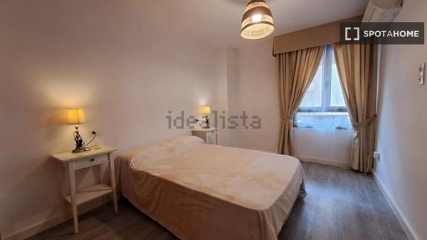 Quarto em apartamento compartilhado em Palma