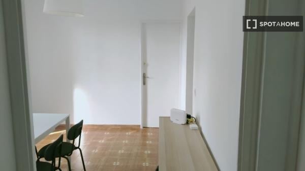 Chambre en colocation à Sabadell