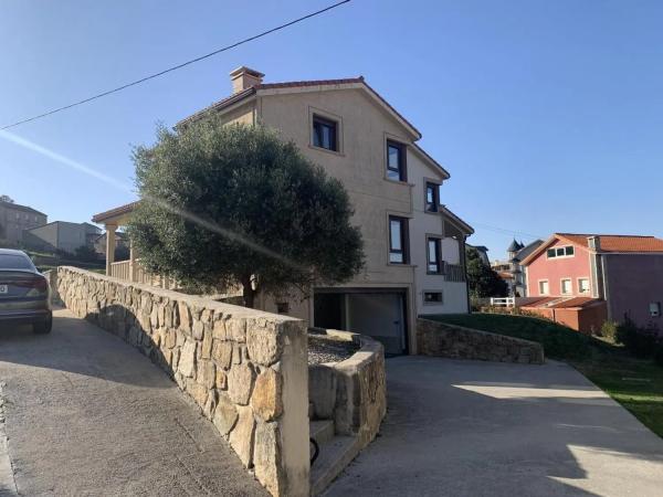 Casa independiente en calle Arrabal de Breas