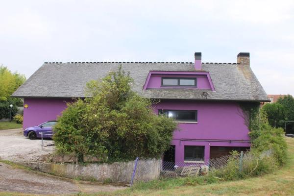 Casa independiente en avenida Francisca Herrera