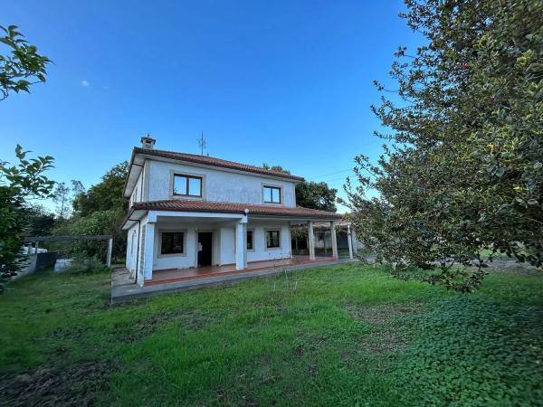 Casa independiente en Lugar Baiobre, 15