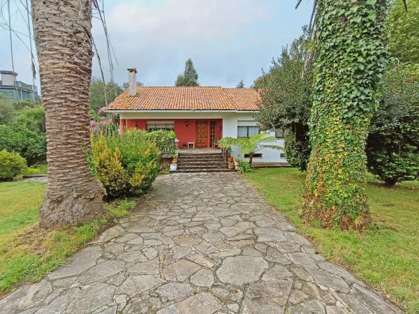 Casa independiente en carretera de San Isidro