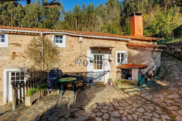 Casa independiente en Rodeiro