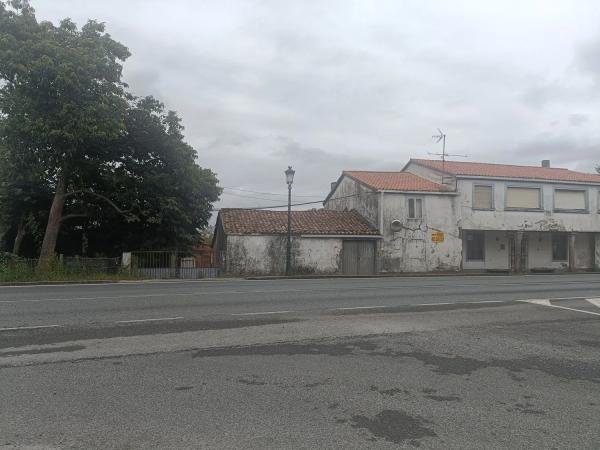 Casa independiente en carretera Nacional 634