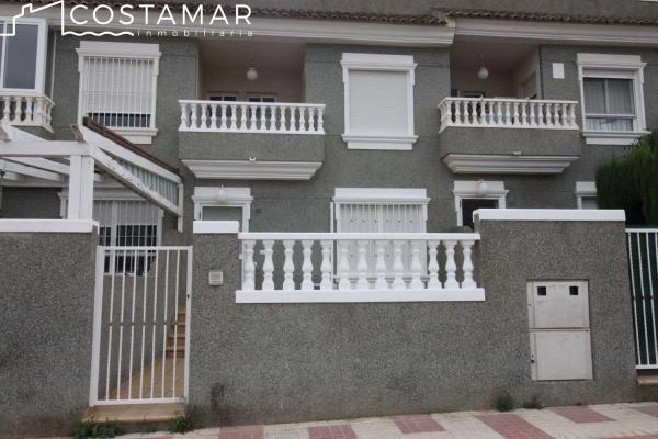 Chalet adosado en calle Llauradors, 12