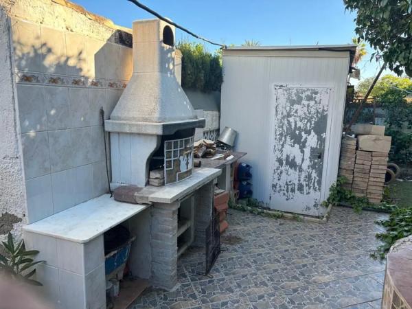 Chalet adosado en calle de la Niña