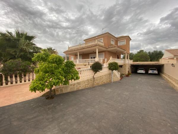 Casa independiente en calle de l'Arabí