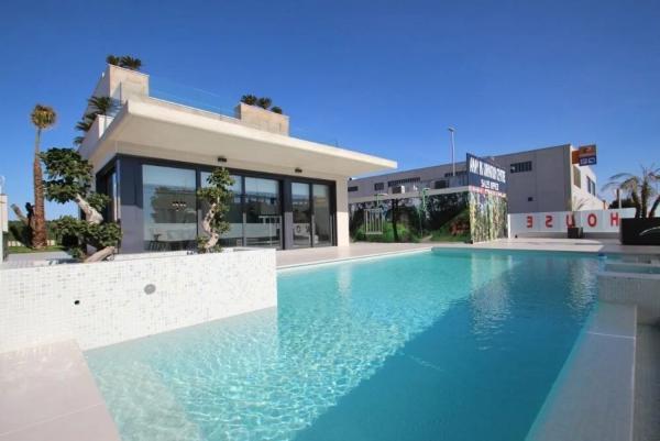 Chalet en Barrio Campoamor