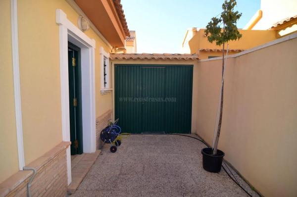 Chalet adosado en calle Fray Luis de Leon Cmor