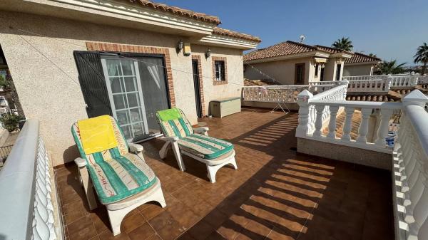 Chalet en Barrio Lomas de Cabo Roig-Los Dolses