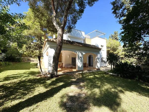 Casa independiente en calle Tirso de Molina, 18