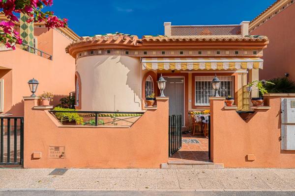 Casa independiente en calle Niágara