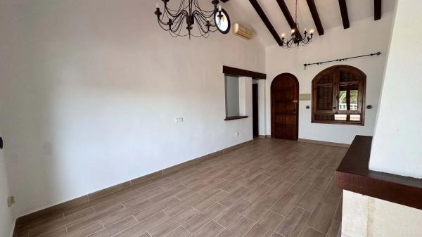 Chalet en Barrio Villamartín-Las Filipinas