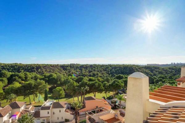 Dúplex en Barrio Lomas de Campoamor-Las Ramblas